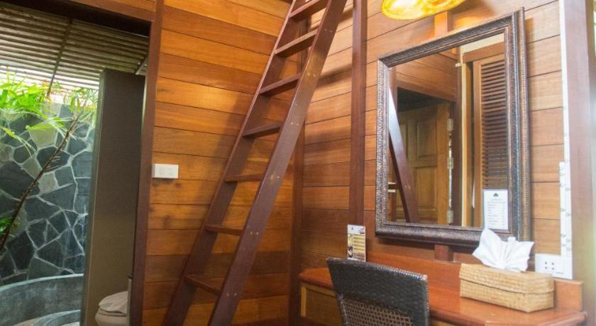 100 Islands Resort & Spa Surat Thani Exterior foto